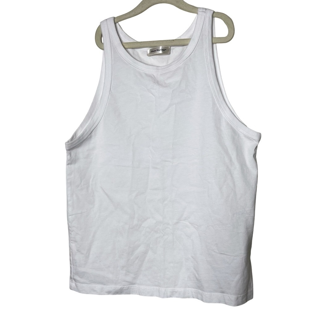 There was one luxury high quality white tank top sz XS